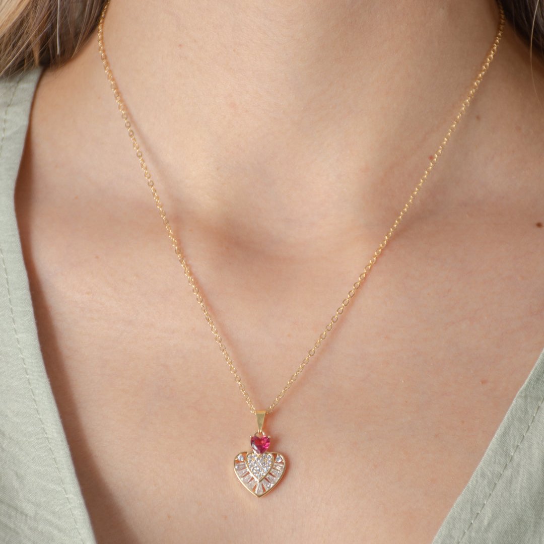 Collar Corazón con cristal rojo | Enchape de Oro